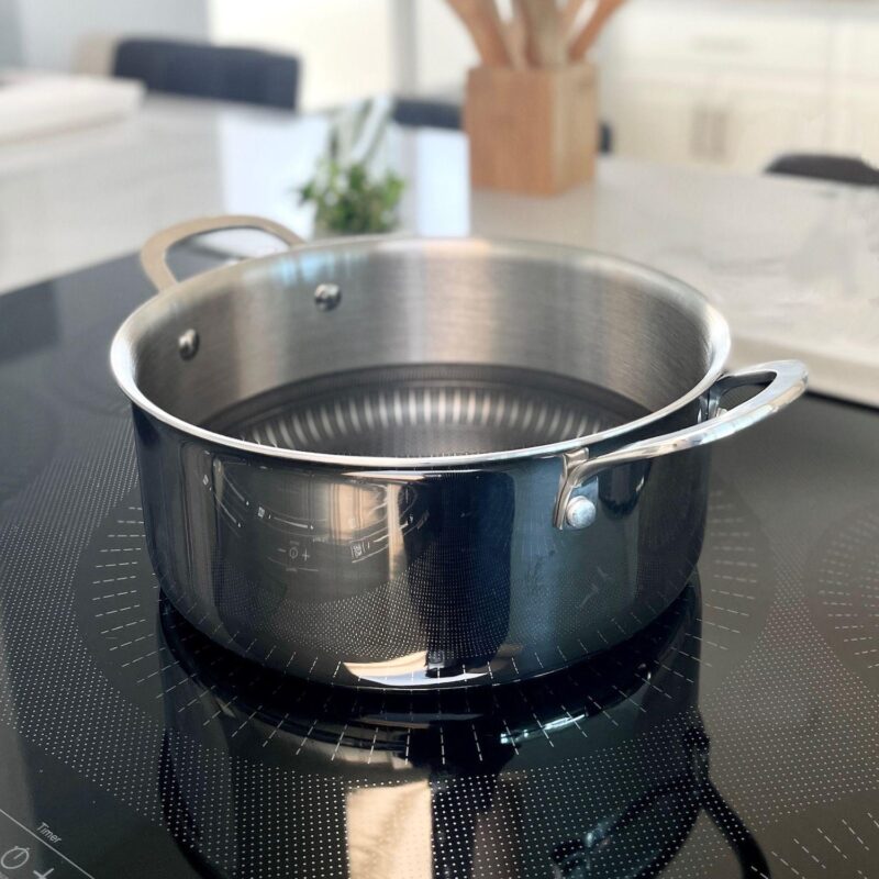 Tri-ply Stainless Steel Scratch Resistant Nonstick 4.8 QT Dutch Oven with Glass Lid - Image 5