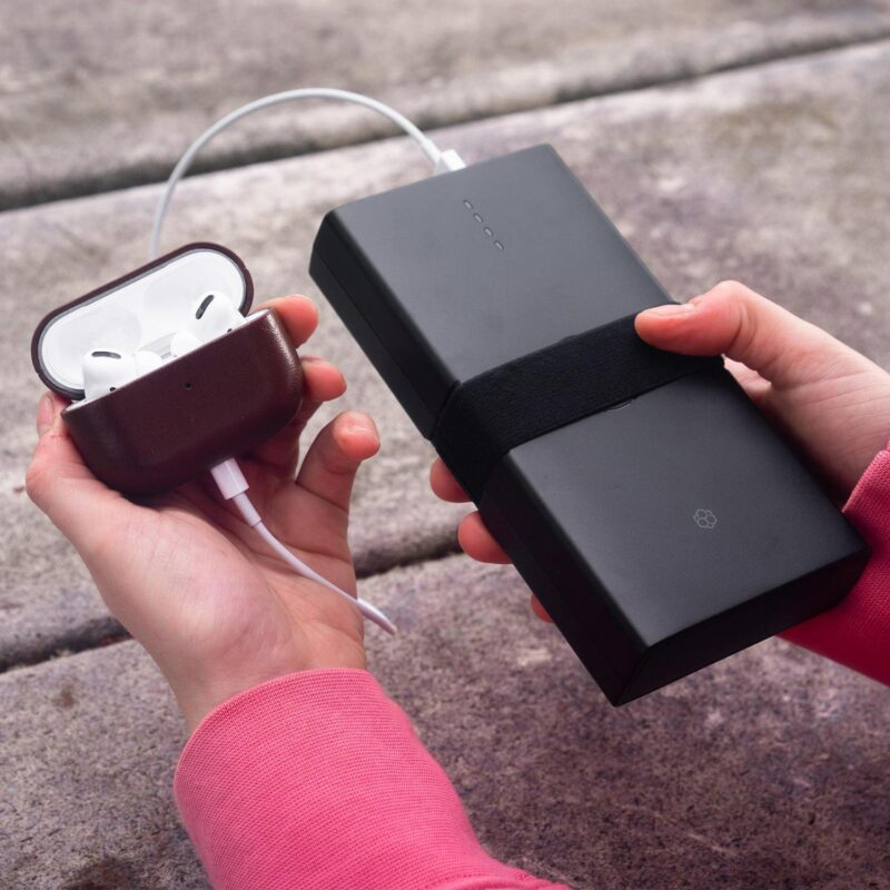 YADA Power Bank Pro, 60W USB-C, Car Battery Jump Starter, 10W Wireless Charger, 18W USB-A, 10000mAH. - Image 13