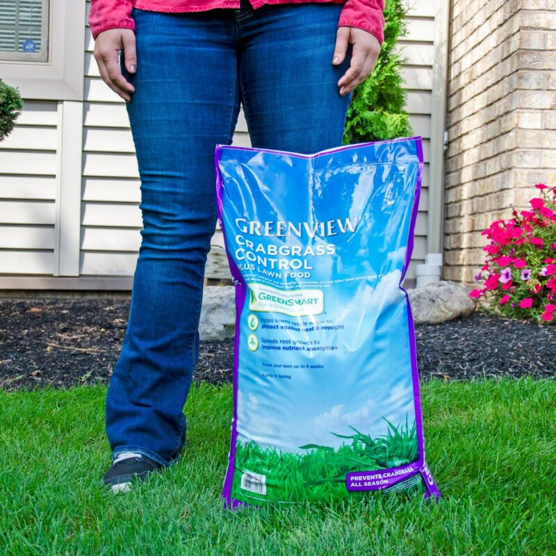 GreenView Crabgrass Control Plus Lawn Food - 40.5 lb. - Covers 15,000 Sq. ft. - Image 9