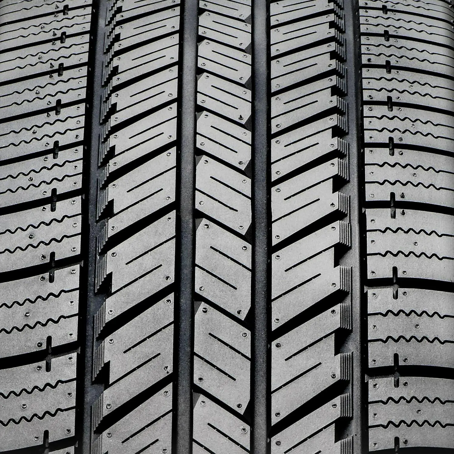 BlackHawk Hiscend-H HT01 All Season 265/50R20 107V Light Truck Tire 4 BlackHawk Hiscend-H HT01 All Season 265/50R20 107V Light Truck Tire - Image 4