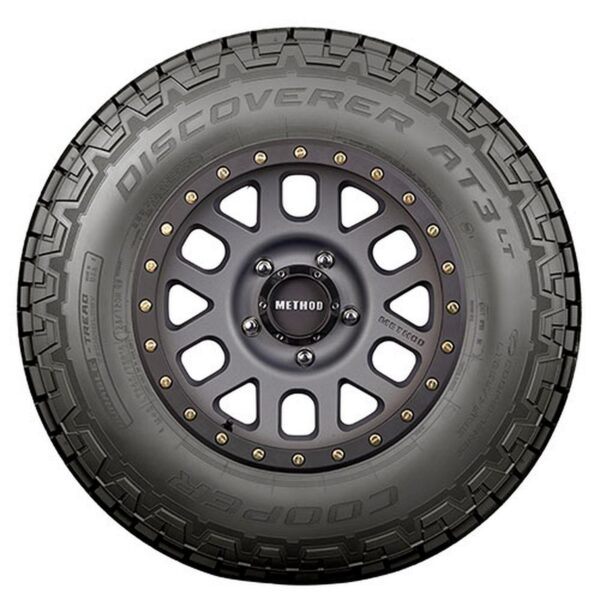 Cooper Discoverer AT 444dafc50c7e3eb209732493800c509a