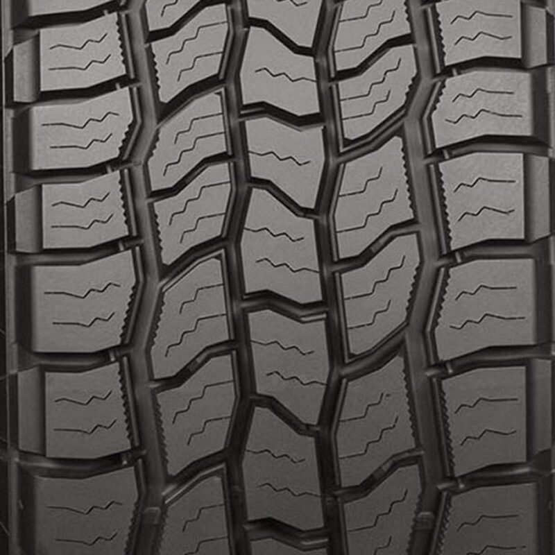 Cooper Discoverer AT3 XLT LT275/70R18 125/122S E Commercial Tire - Image 4