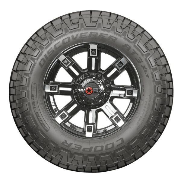 Cooper Discoverer AT 9f4d5f79bb17b8cae302f30dee732f26