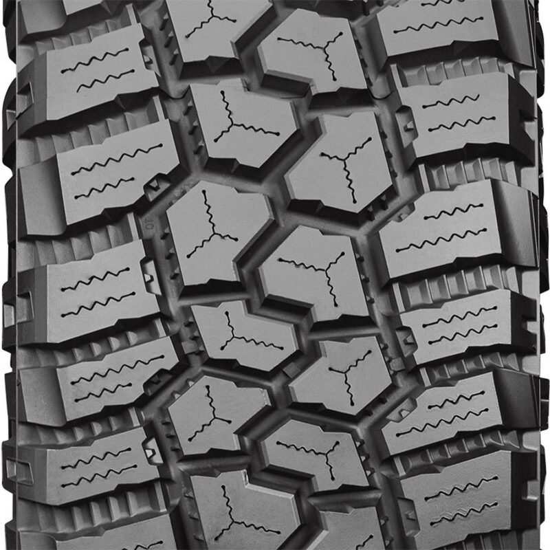 Cooper Discoverer Rugged Trek All Terrain 275/60R20 115T Light Truck Tire - Image 4