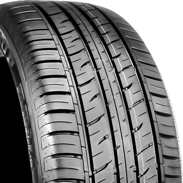 Dunlop Grandtrek Pt3A 275/50R21 113V All-Season Tire Fits: 2016-21 Lexus LX570 Base, 2020-22 Mercedes-Benz GLS580 4Matic