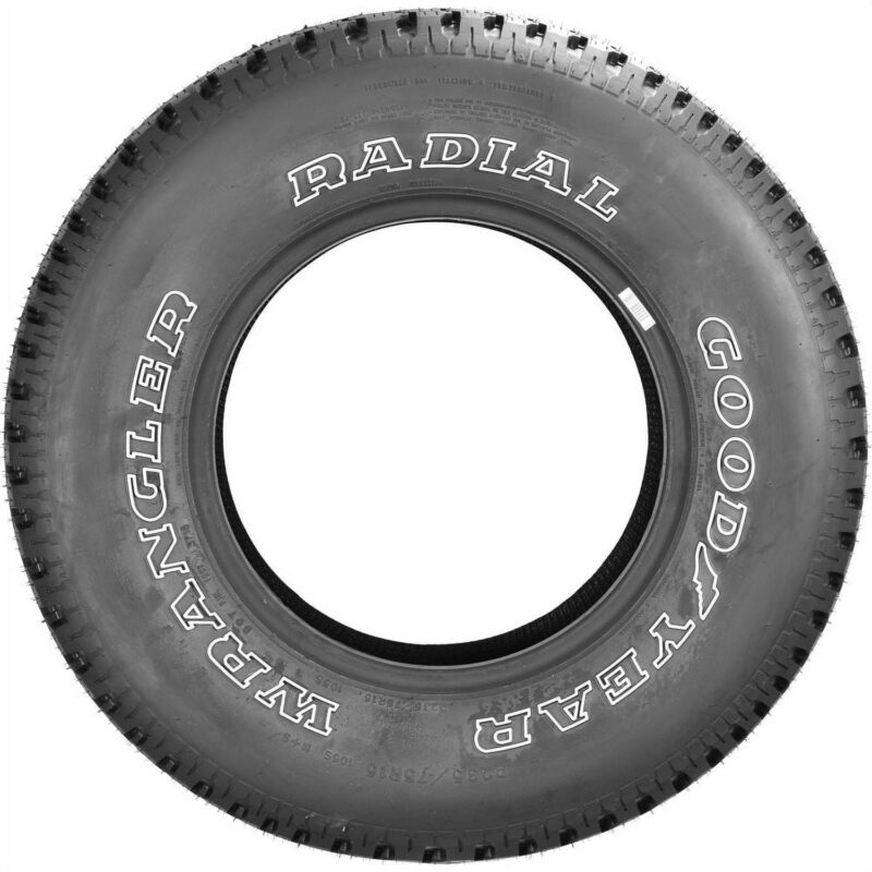 Goodyear Wrangler Radial 235/75R15 105S All-Season Tire Fits: 1995-99 Chevrolet Tahoe LT, 1999 Chevrolet Silverado 1500 Base - Image 5