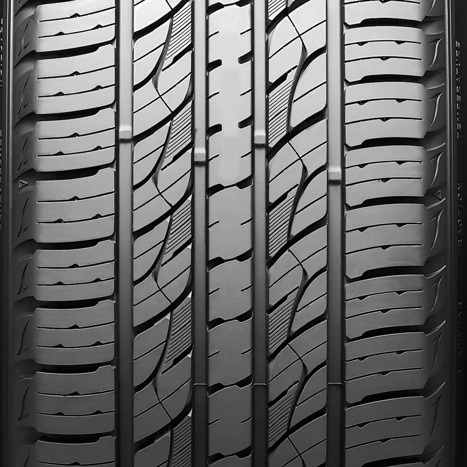Kumho Crugen Premium KL33 All Season 235/65R17 104H SUV/Crossover Tire 4 Kumho Crugen Premium KL33 All Season 235/65R17 104H SUV/Crossover Tire - Image 4