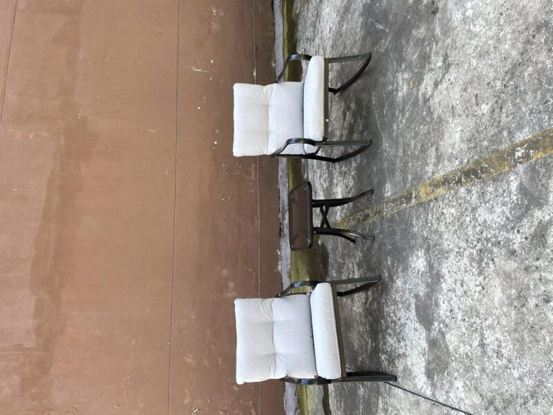 Lycvki Casual Off White Swivel Accent Chair - Image 3