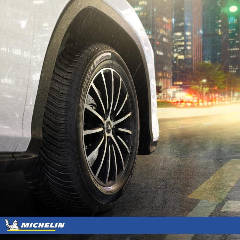 Michelin CrossClimate2 All-Season 225/60R17 99H Tire - Image 11