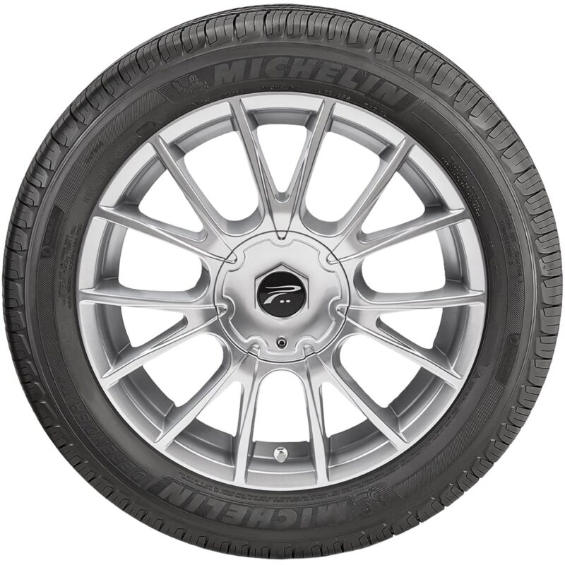 Michelin Defender T+H All Season 195/65R15 91H Passenger Tire - Image 4
