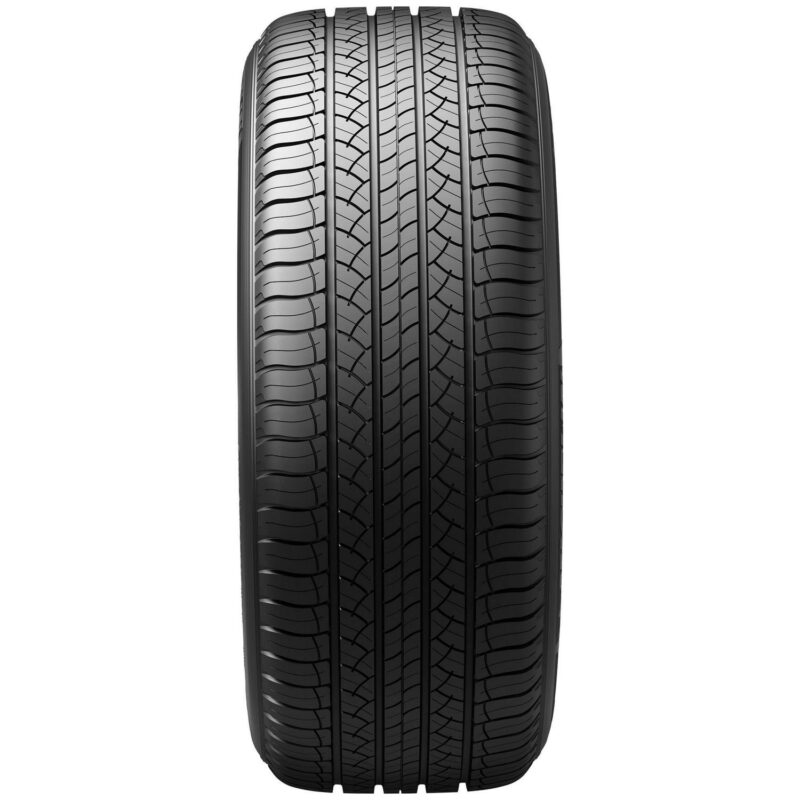 Michelin Latitude Tour HP All-Season 245/60R18 105V Tire - Image 3