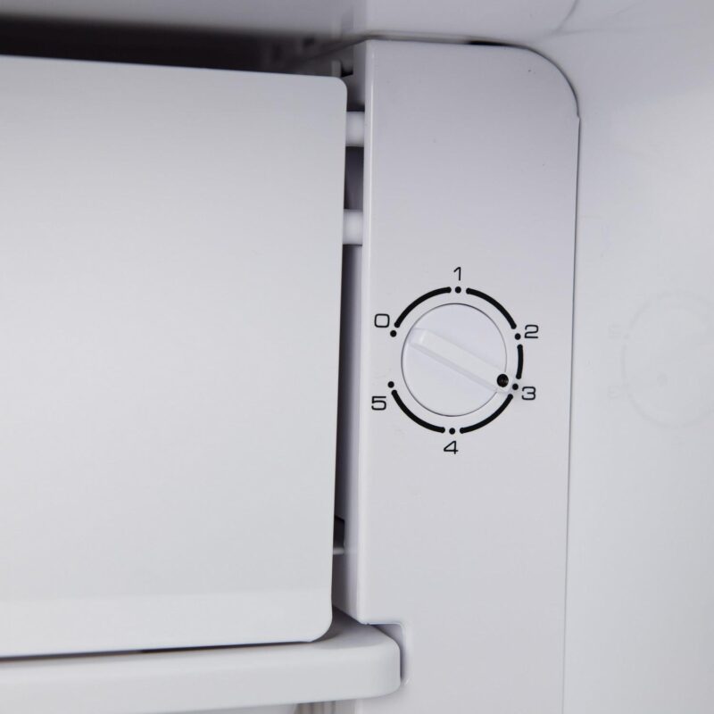 Avanti AVARM3306W 3.3 Cu Ft Compact Refrigerator w/ Chiller, White - Image 6