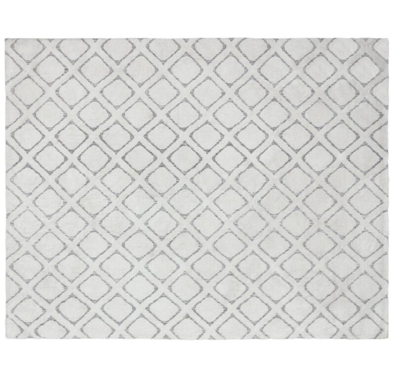Better Homes and Gardens Tufted Diamond Indoor Area Rug, Ivory, High-Low Pile, 8' x 10'