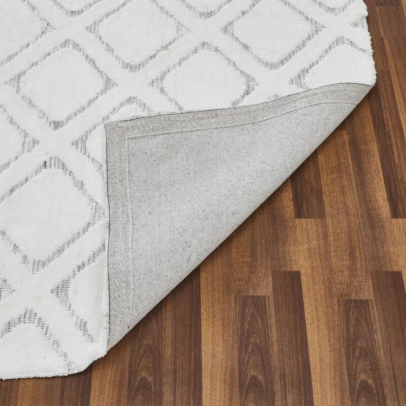 Better Homes and Gardens Tufted Diamond Indoor Area Rug, Ivory, High-Low Pile, 8' x 10' - Image 3