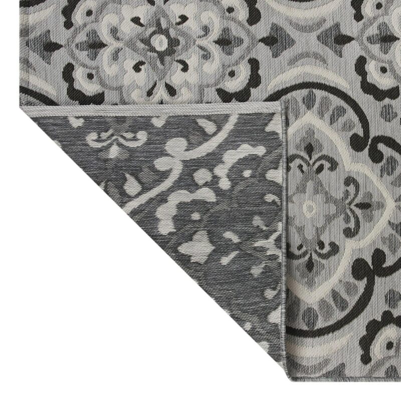 Better Homes and Gardens Black and White Medallion 9'x12' Outdoor Rug - Image 4