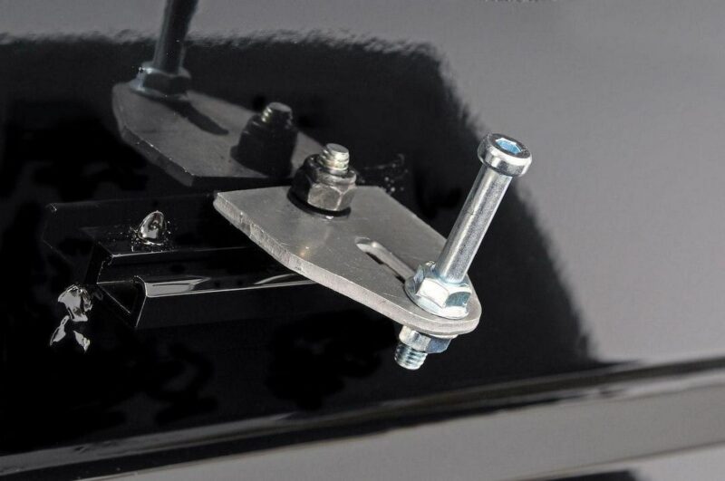 Dee Zee Bk/Tb 12  Crossover Tool Box, Fullsize - Image 7