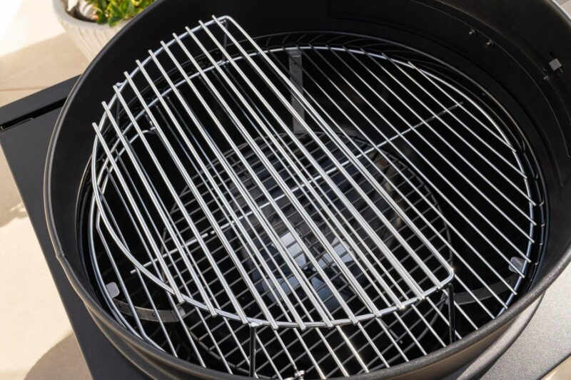 Expert Grill Kettle Cart with Pizza Accessories and Warming Rack - Image 28