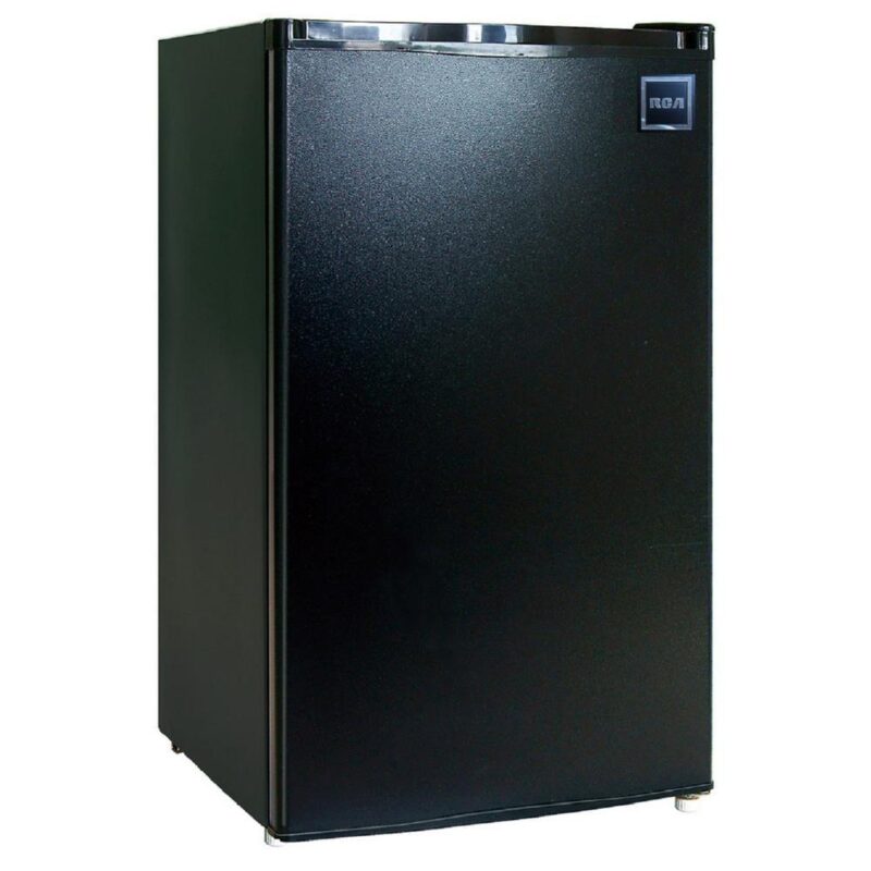 RCA 4.5 Cu ft Single Door Compact Refrigerator RFR464, Black - Image 2