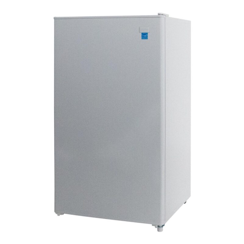 West Bend 4.4 cu ft Compact Refrigerator, White - Image 9