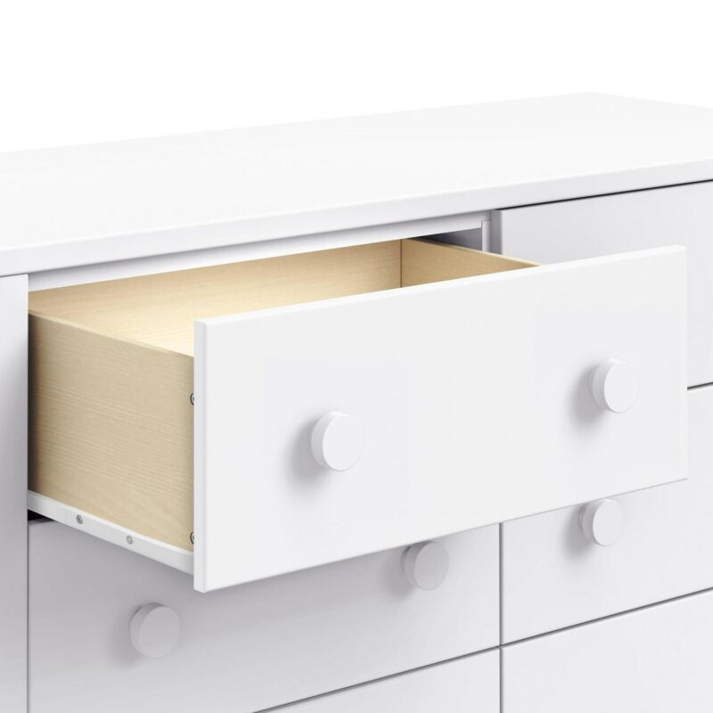 daVinci Sammy Scallop 6-Drawer Dresser in White - Image 4