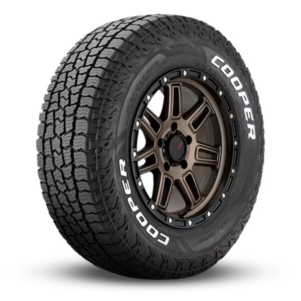 1 Cooper Discoverer Road+Trail AT 265/65R17 112T All Terrain 3PMSF 65K MILE CP171287050 / 265/65/17 / 2656517