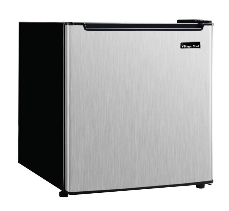 Magic Chef 1.7 Cu. ft. 17.3" W Mini Refrigerator with Standard Door - Image 2