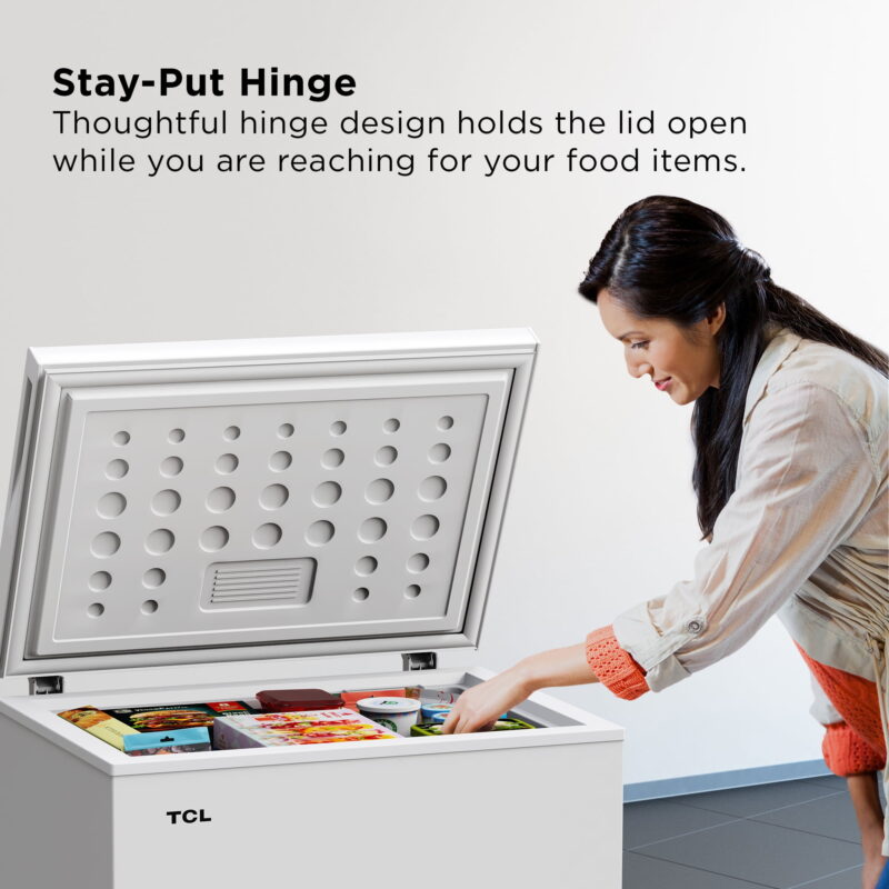 TCL 7.0 Cu. Ft. Chest Freezer, White, Garage Ready, CF073W - Image 3