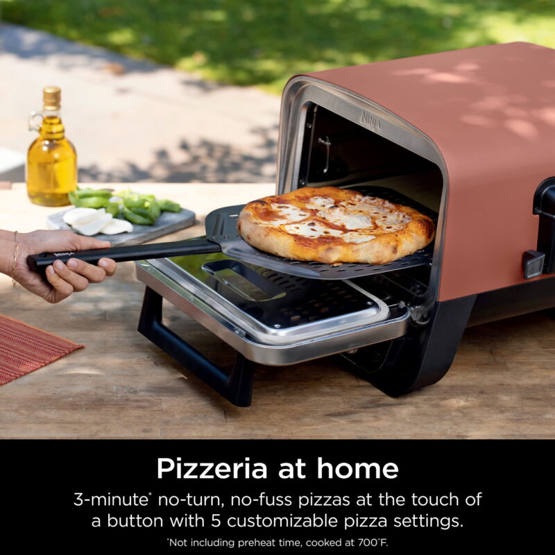 Ninja Woodfire™ Pizza Oven, 5-in-1 outdoor oven, 5 Pizza Settings, Ninja Woodfire™ Technology, up to 700°F heat, BBQ smoker, Electric - Image 4
