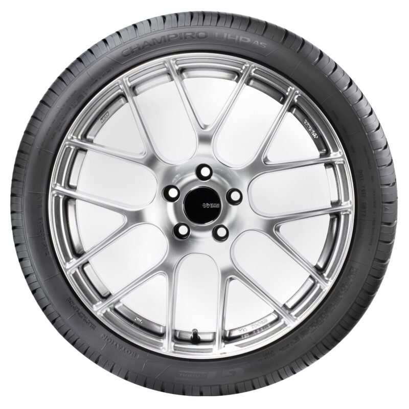 GT Radial Champiro UHP A/S UHP All Season 235/40ZR18 95Y XL Passenger Tire - Image 2