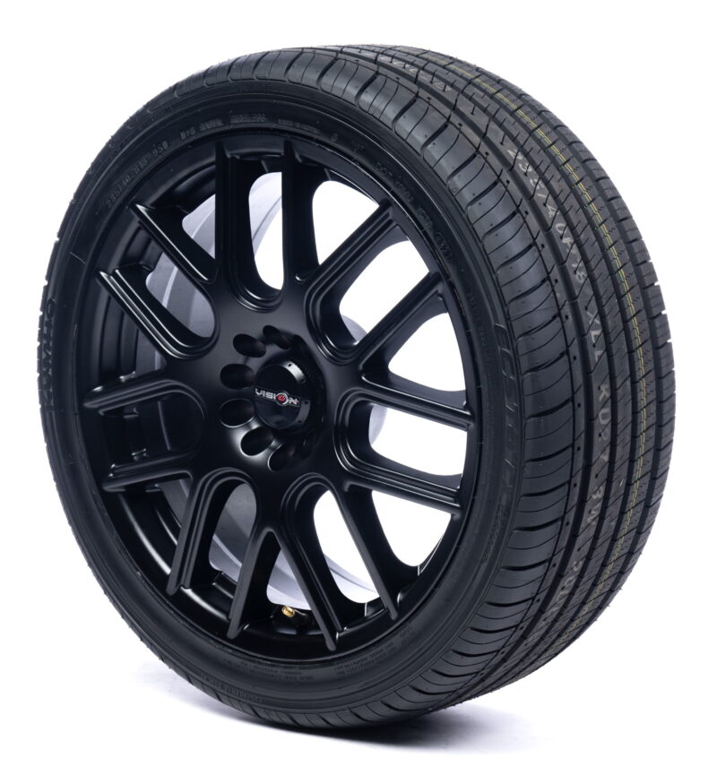 Kumho LX Platinum KU27 All-Season Tire - 225/40R18 92W Fits: 2014-15 Honda Civic Si, 2013 Toyota Corolla LE