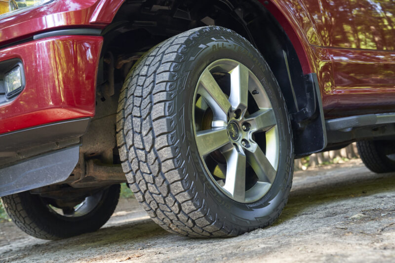 Cooper Discoverer All-Terrain LT265/70R17 123S All-Terrain Tire - Image 2
