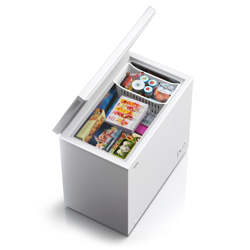 TCL 7.0 Cu. Ft. Chest Freezer, White, Garage Ready, CF073W - Image 2
