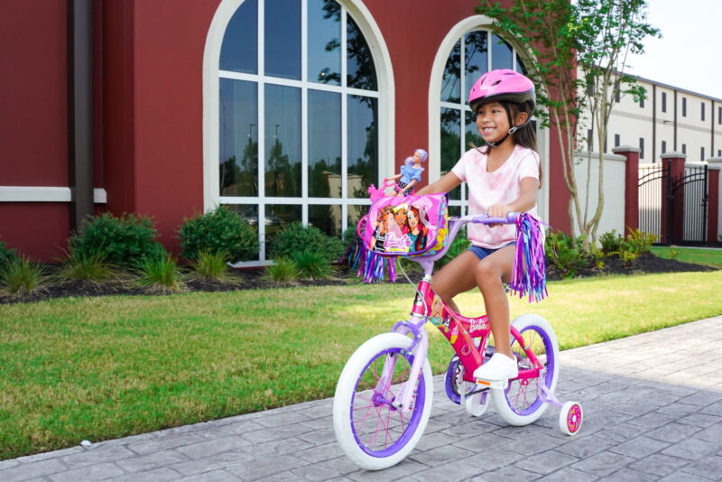 Dynacraft Barbie 16-Inch Girls BMX Bike For Age 5-7 Years - Image 3
