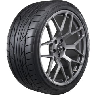 Nitto NT555 G2 UHP 245/40ZR18 97W XL Passenger Tire
